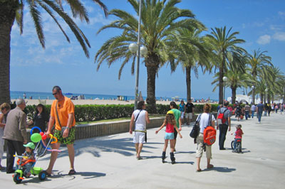 Strandlejlighed med pool til leje nær Port Aventura og Barcelona